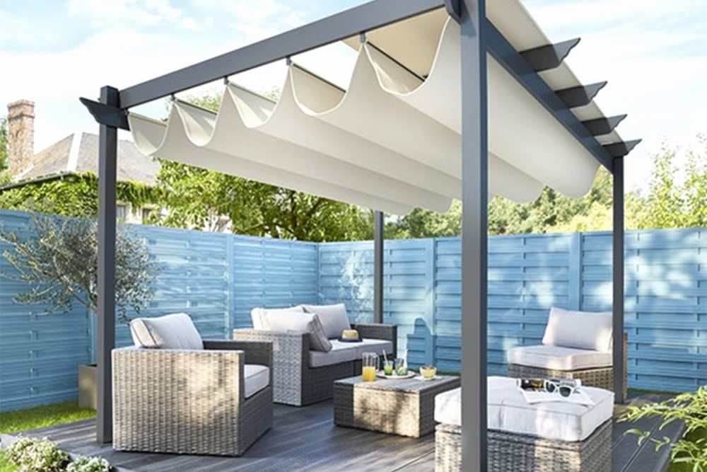 Sử dụng mái che bằng nhựa thông minh