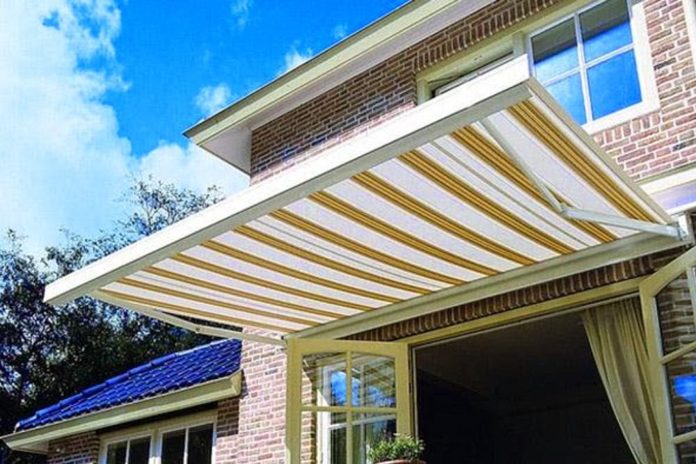 Mái hiên nhựa màu