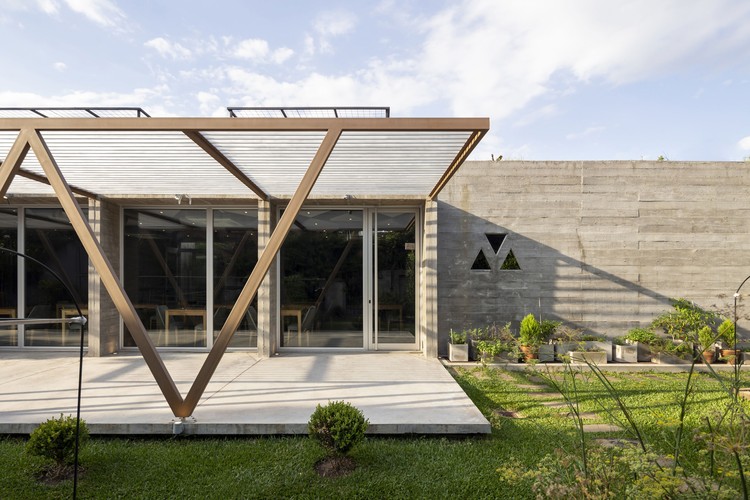 Margot Restaurant_03